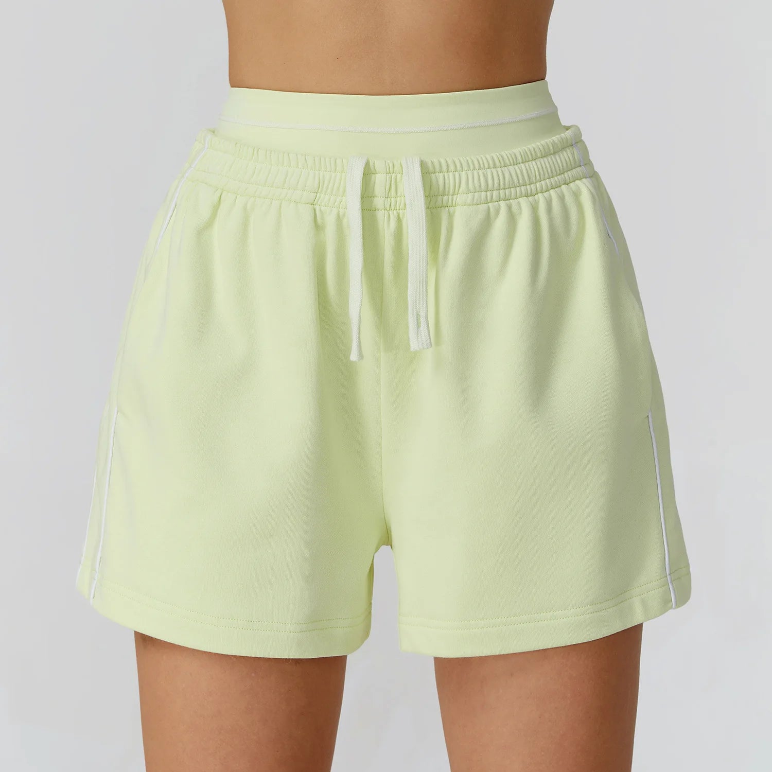Color Block Sports Shorts – High Waist & Ultra-Comfort Fit