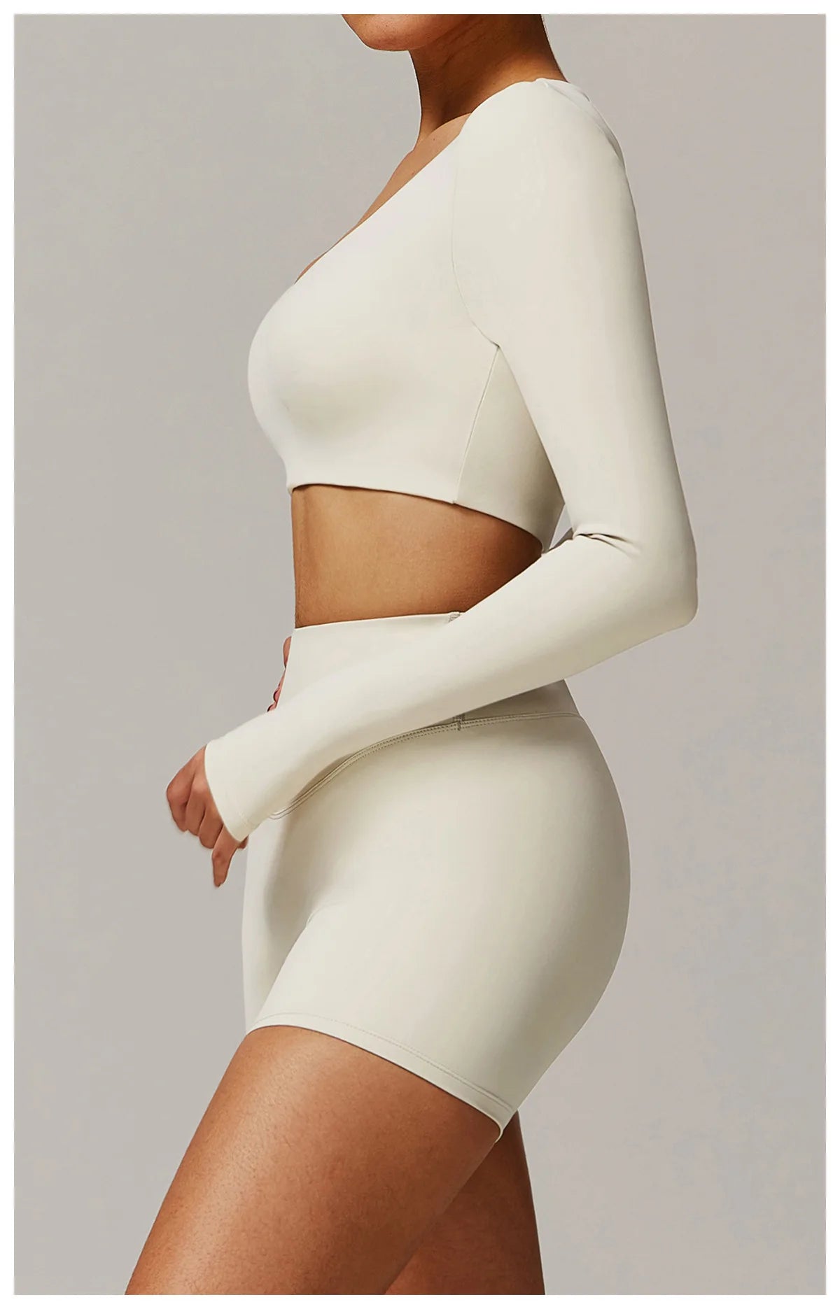 Long Sleeve Crop Yoga Top – Breathable & Quick-Dry Fitness Shirt