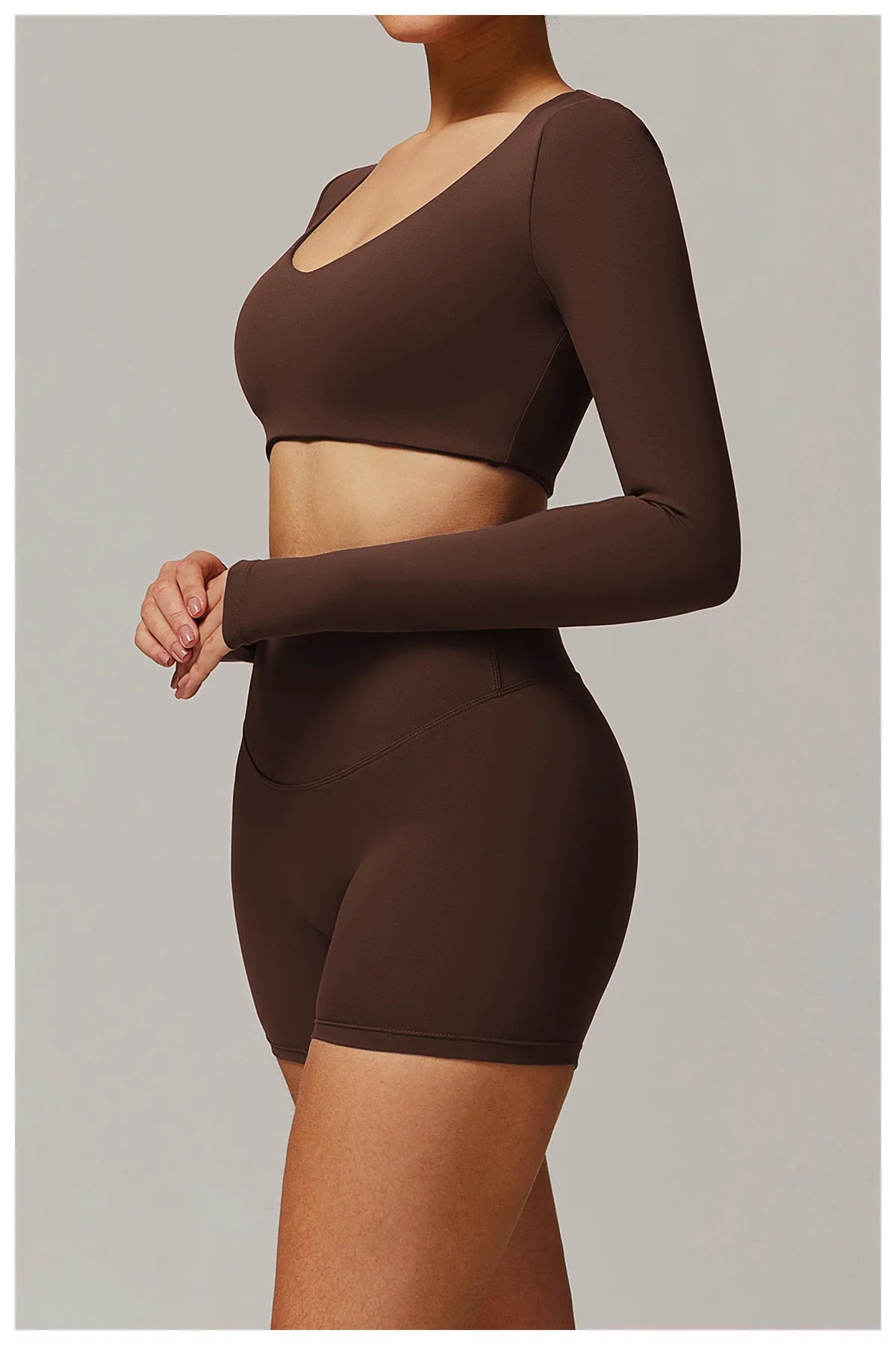 Long Sleeve Crop Yoga Top – Breathable & Quick-Dry Fitness Shirt